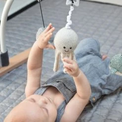 Flow Amsterdam - Baby Gym Ocean - Belletje - Trilknuffel - Melodietje -babygyms Winkel 550x366 56