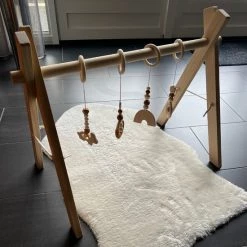 InnoFriends - Babygym - Hout - 4 Hangers - Baby Cadeau - Kraam Cadeau - Babyshower - Baby Speelgoed 0 Jaar -babygyms Winkel 550x550 59