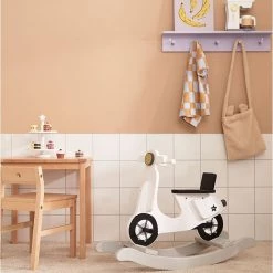 Kids Concept Kid’s Concept Hobbelscooter Wit -babygyms Winkel 550x822 4
